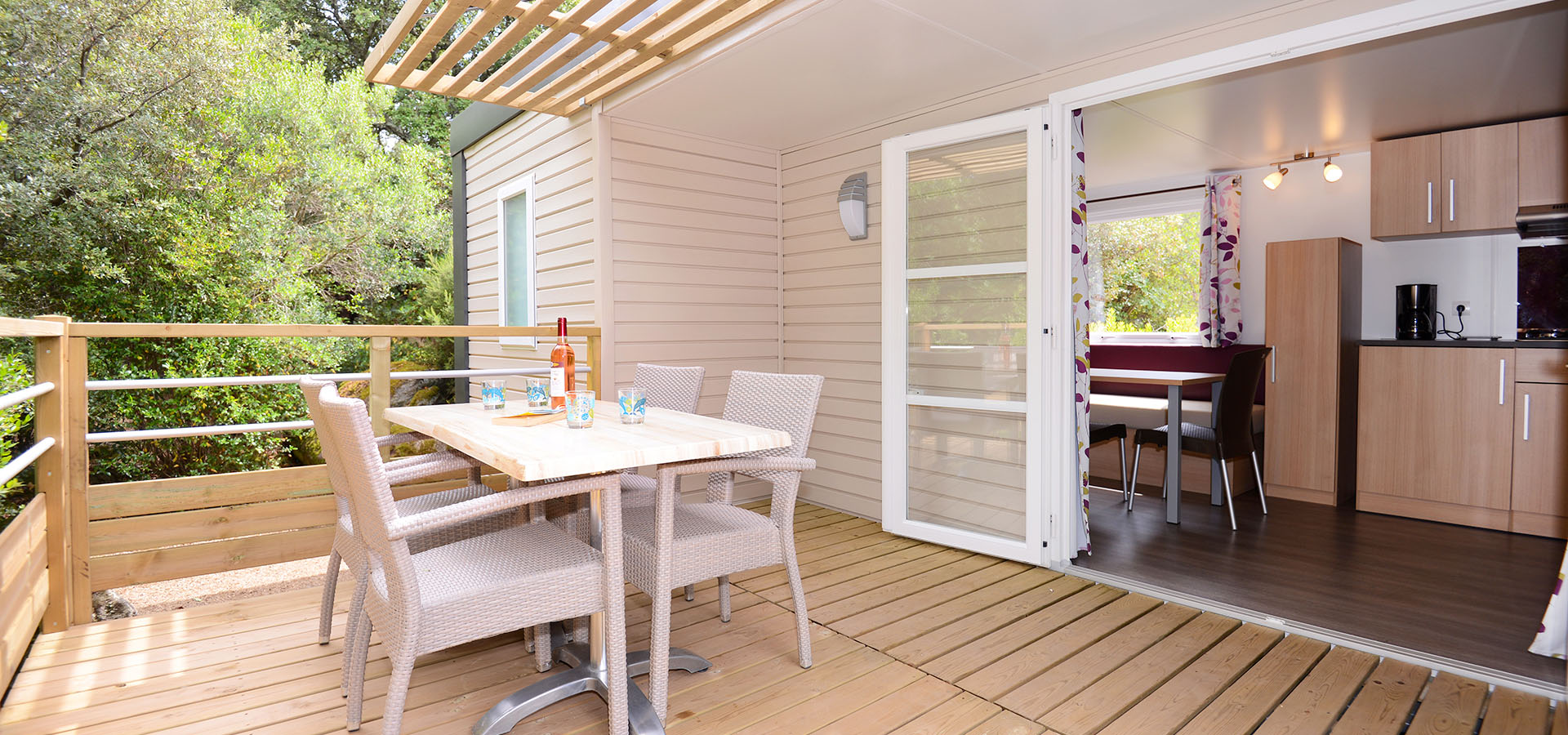 Camping la vetta location MH superieur 2CH terrasse
